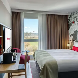 מלון Intercityhotel Zuerich Airport