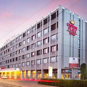 מלון Crowne Plaza By Ihg