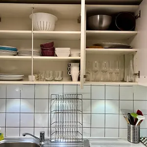 2 Bedroom Flat In Heart Of Eaux-vives Appartement Genève