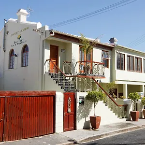 sweet-lemon-boutique-bb.hotels-capetown.com/