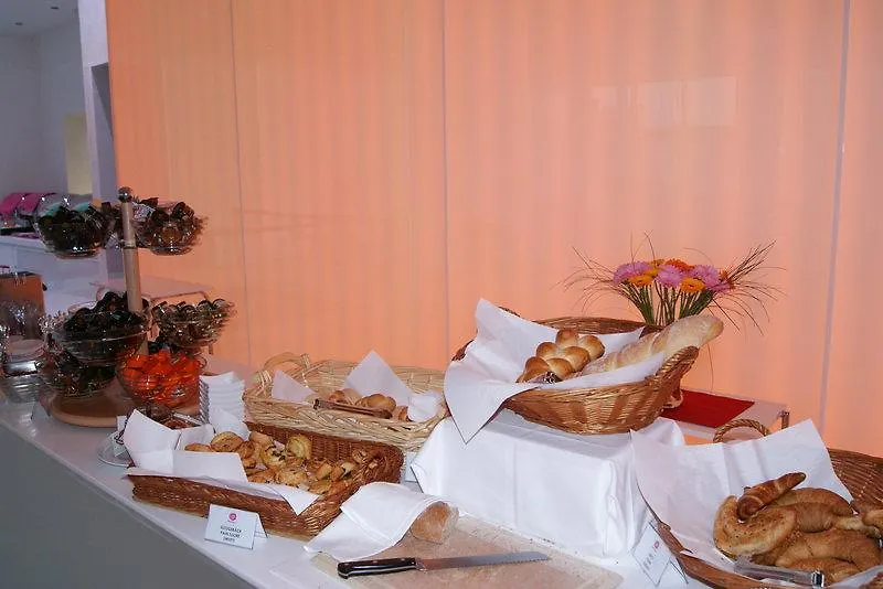 Airport Hotel Basel - Convenient & Friendly 3*,
